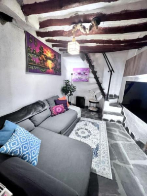 Casa Peggy, Cádiar